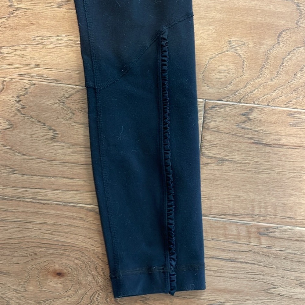 Lululemon Low Rise Black Ruffle Leg Leggings 2 - Picture 2 of 8